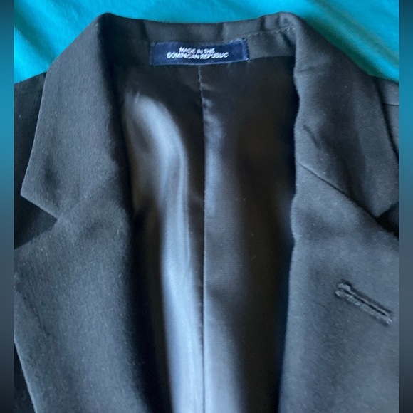 Blazer - Picture 3 of 9